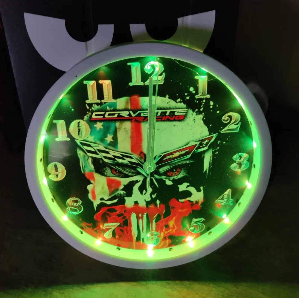 Punisher Corvette skull clock - Picture 10 of 16
